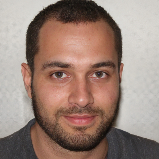 Alessandro G.